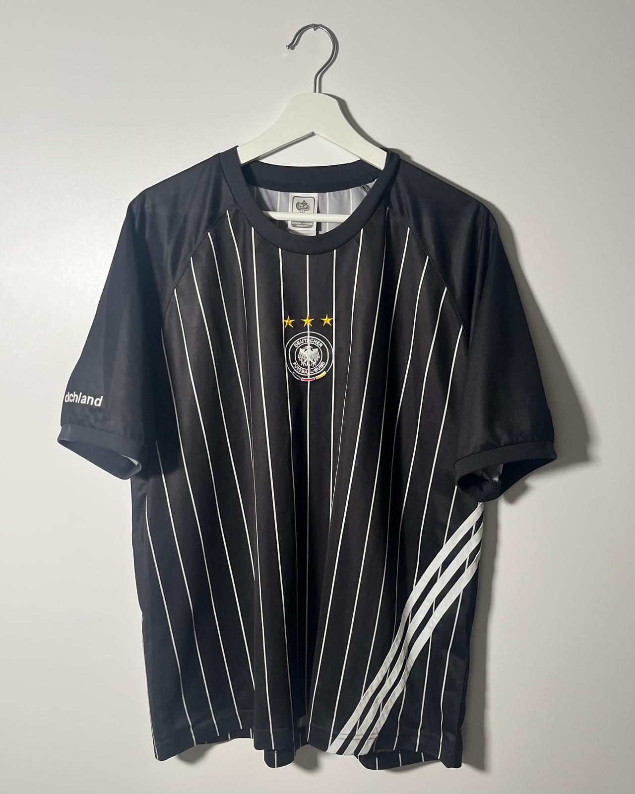 FC Bayern Munich | 2005 home jersey | Adidas | S & L