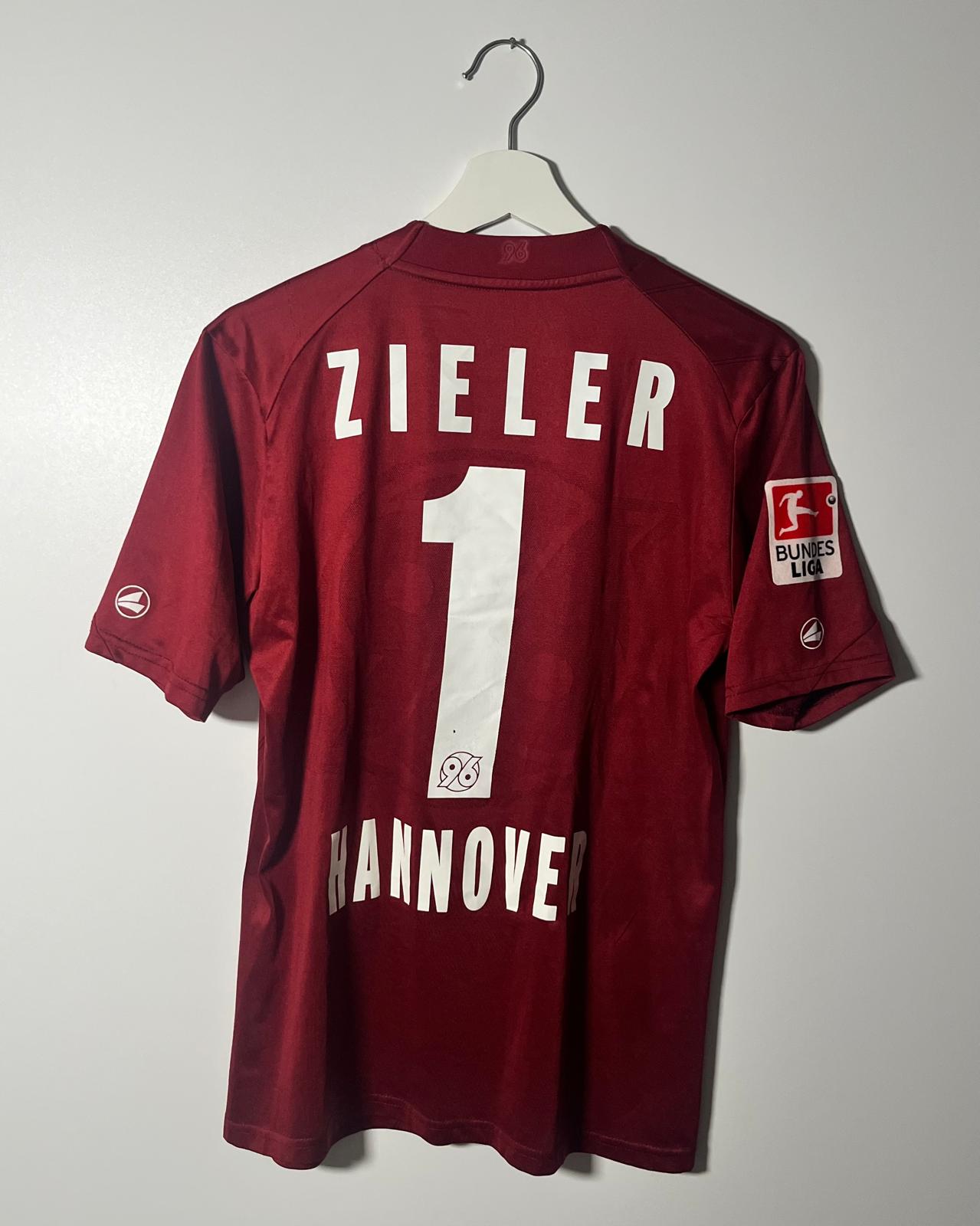 Hannover 96 | 2011 Heim-Trikot | Jako | Ron-Robert Zieler | S