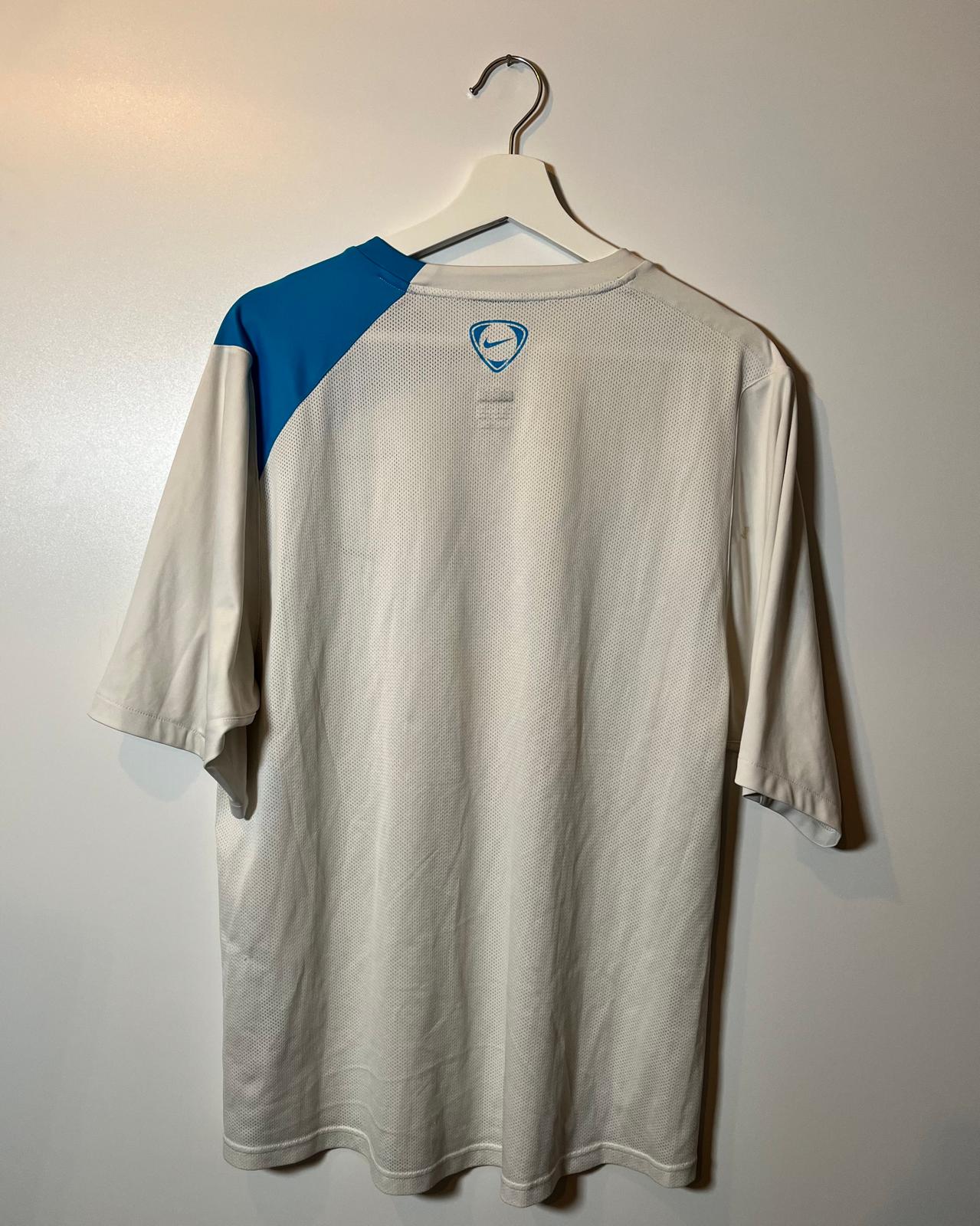 Manchester United | 2006 Training Jersey | Nike | XL