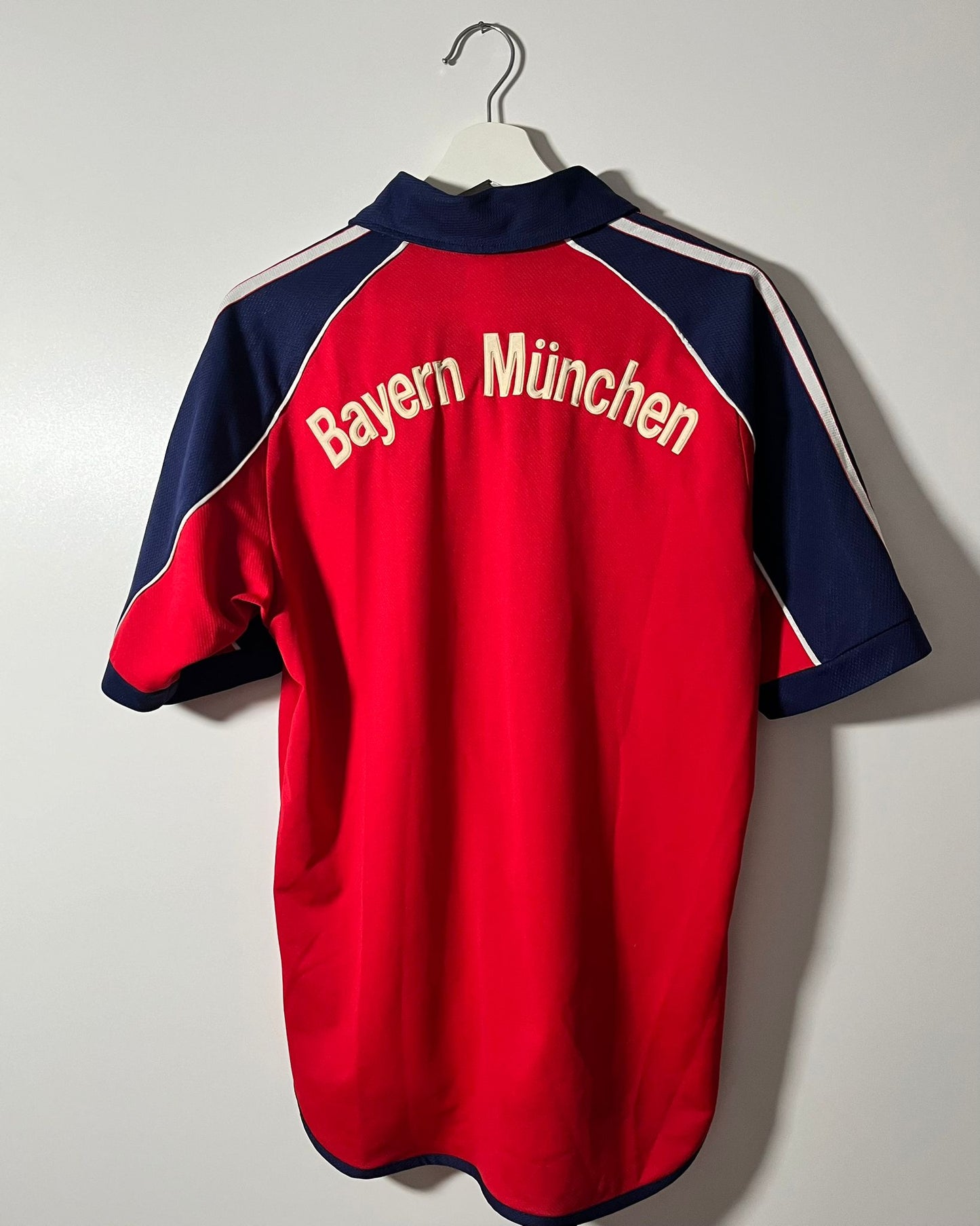 FC Bayern Munich | 2005 home jersey | Adidas | XL