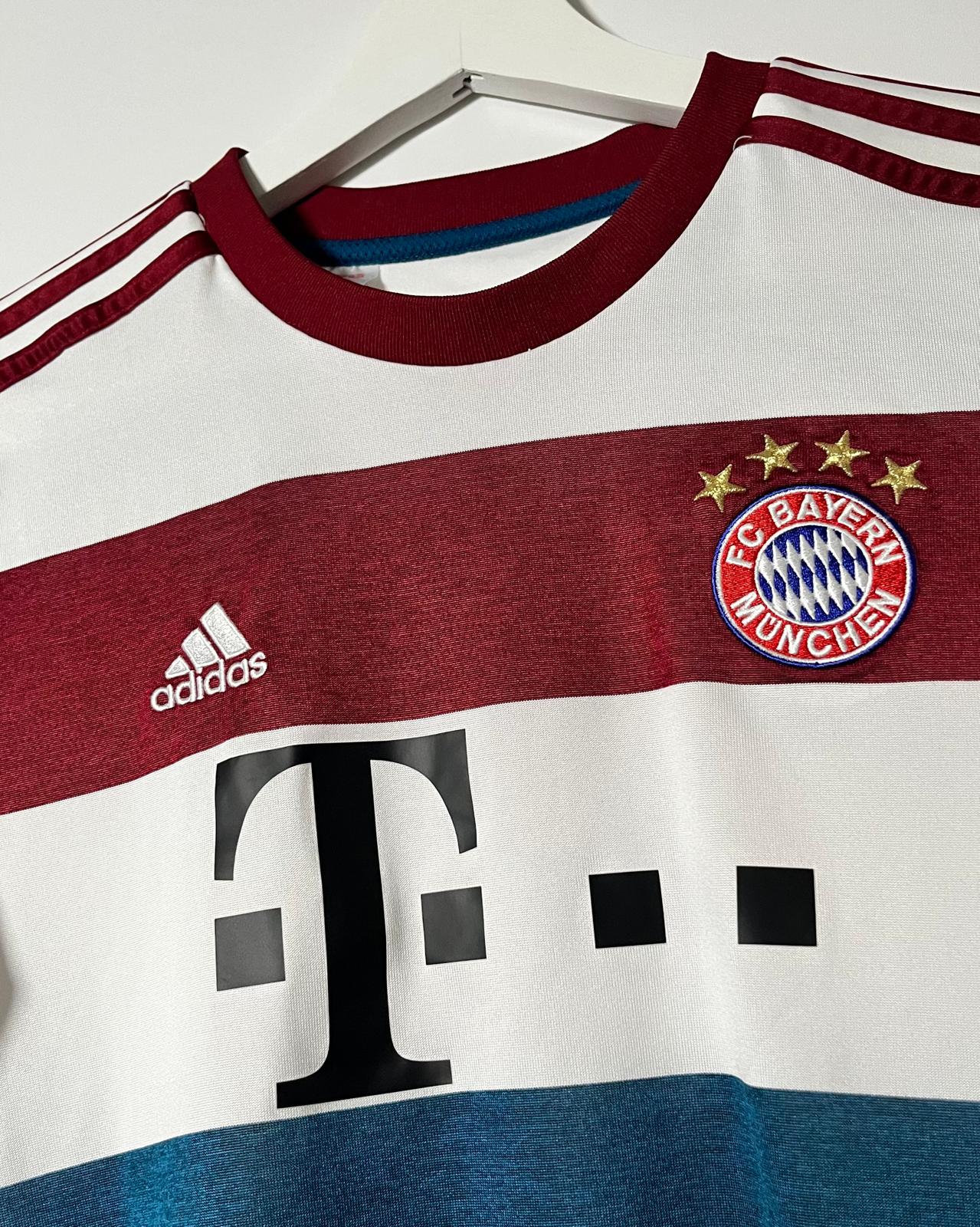 FC Bayern München | 2014 Auswärts-Trikot | Adidas | Xabi Alonso | XS