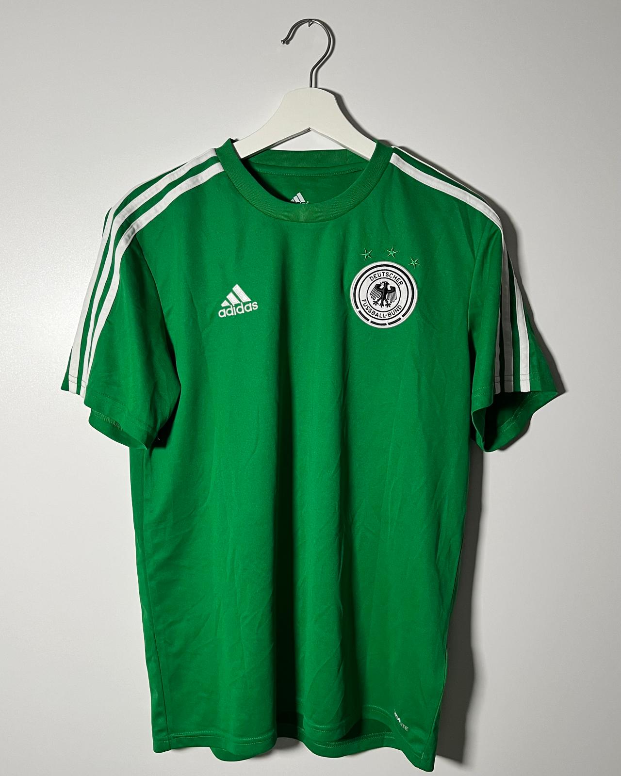 FC Bayern Munich | 2004 third jersey | Bastian Schweinsteiger | Adidas | S