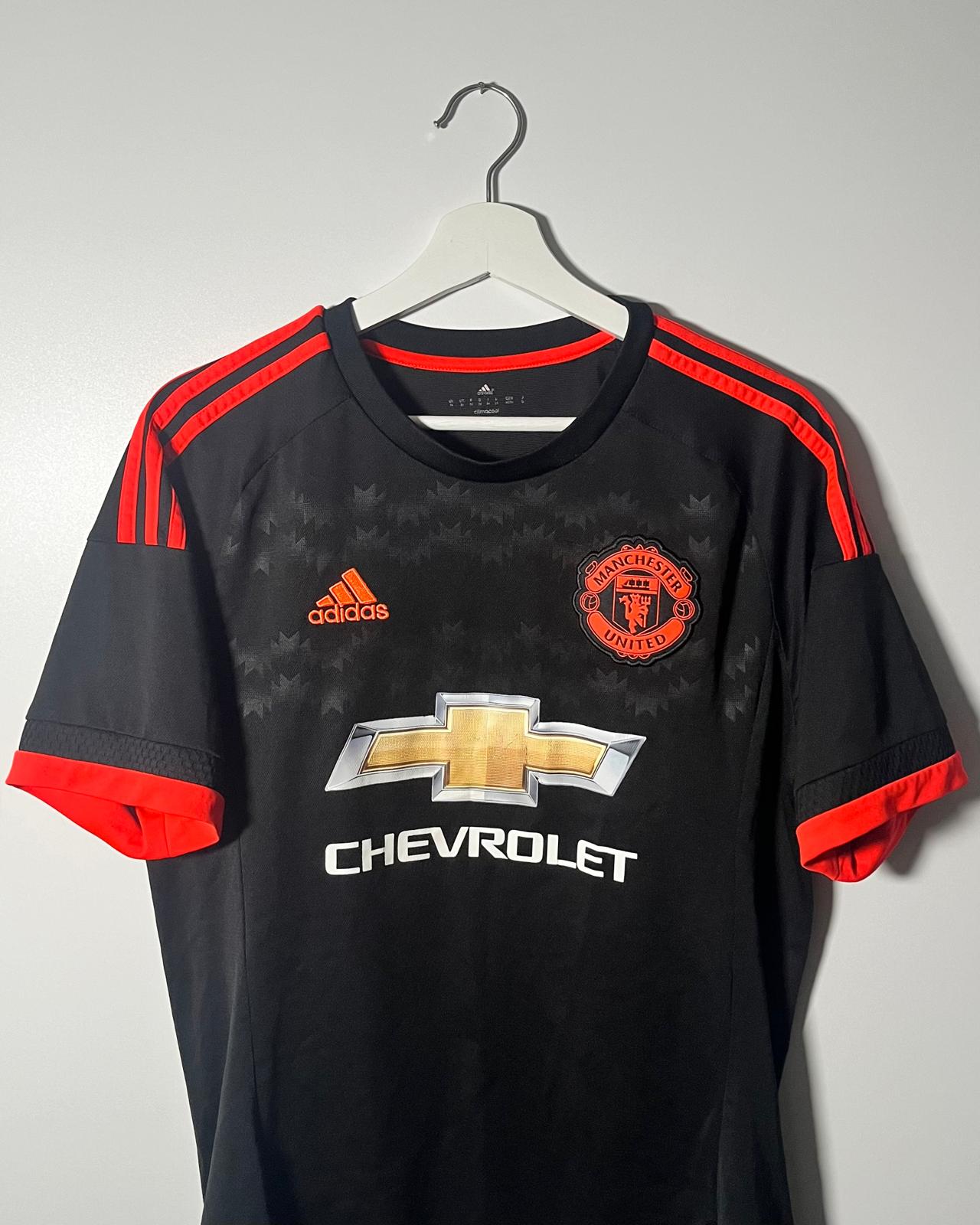 Manchester United | 2015 Ausweich-Trikot | Adidas | M