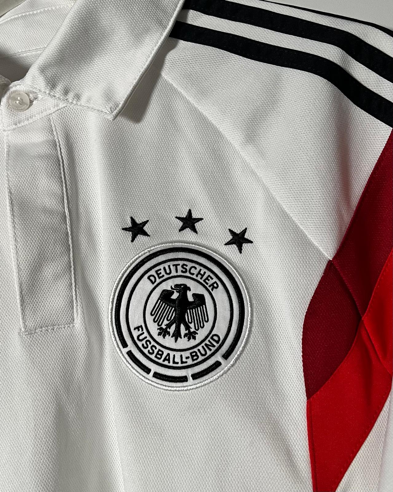 FC Bayern Munich | 2004 third jersey | Bastian Schweinsteiger | Adidas | S