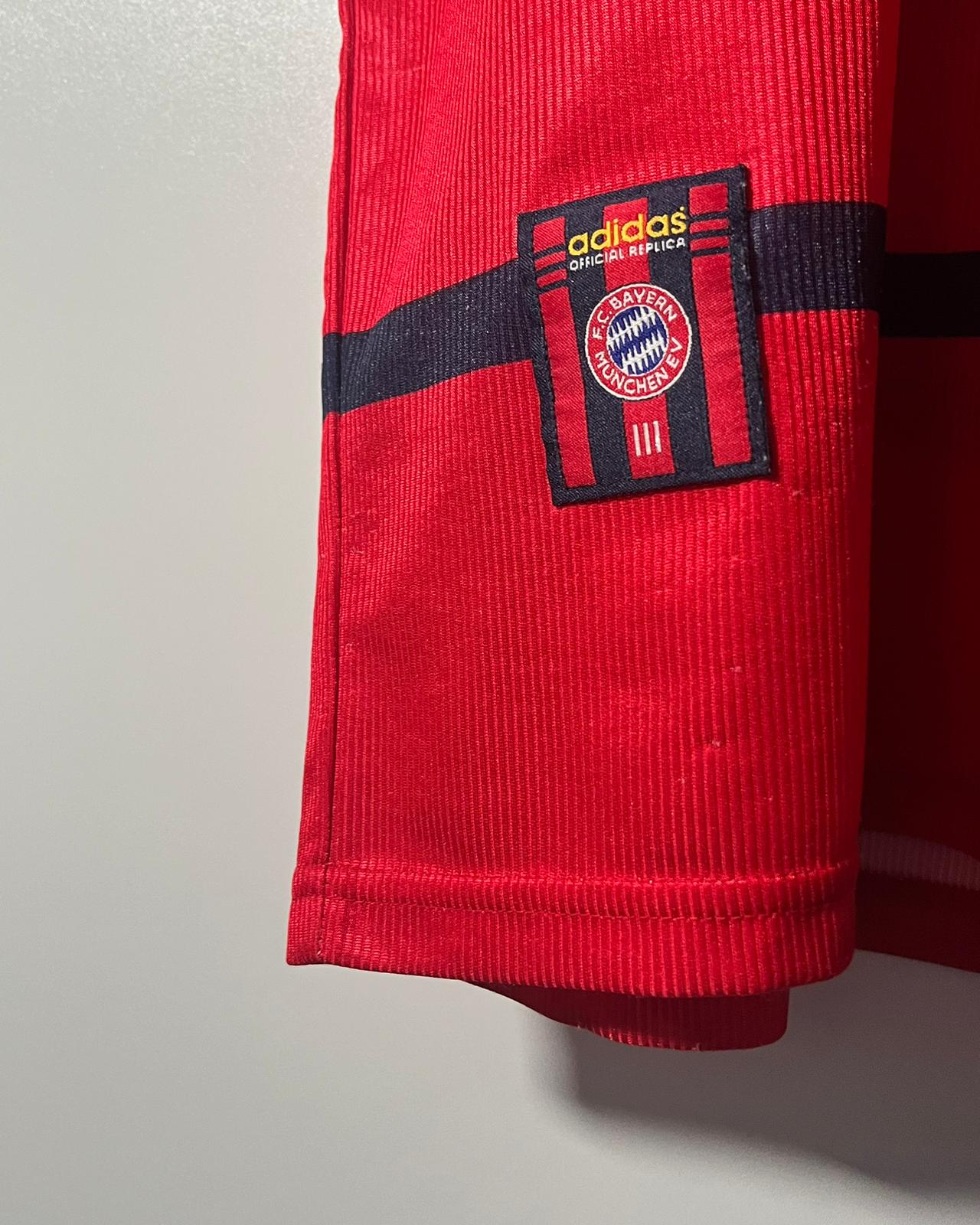 FC Bayern Munich | 2004 third jersey | Bastian Schweinsteiger | Adidas | S