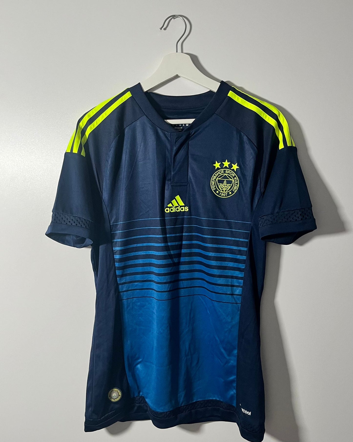 Fenerbahce Istanbul | 2015 Ausweich-Trikot | Nani | Adidas | M