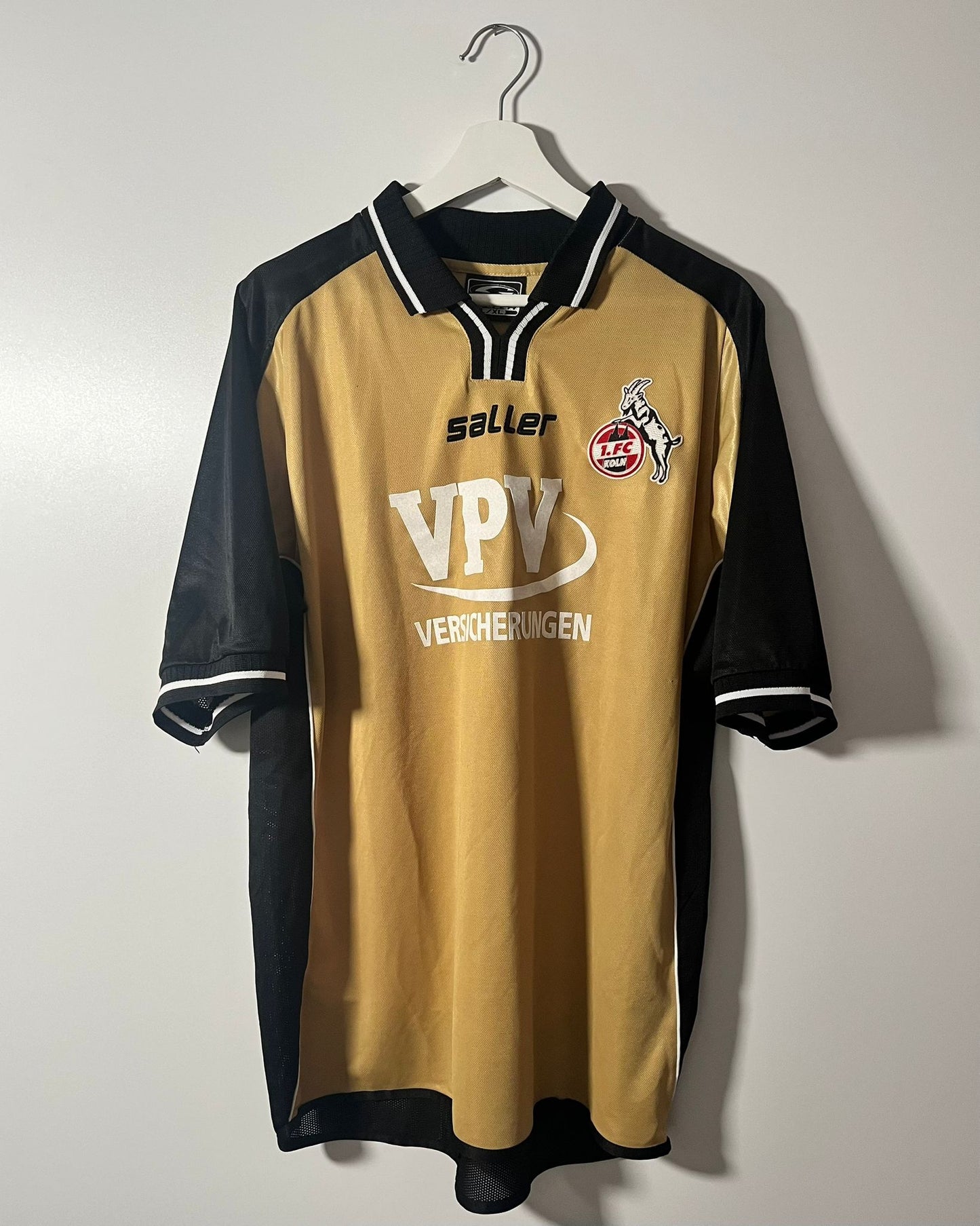 1.FC Köln | 2002 Auswärts-Trikot | Saller | L
