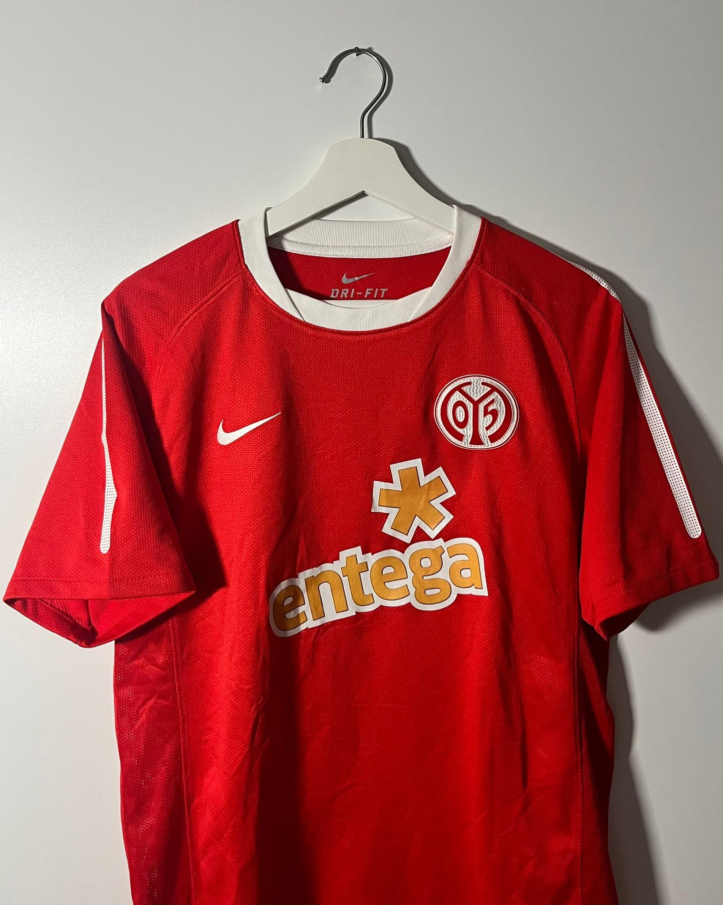 Liverpool FC | 2009 Champions League Training Jersey | Adidas
