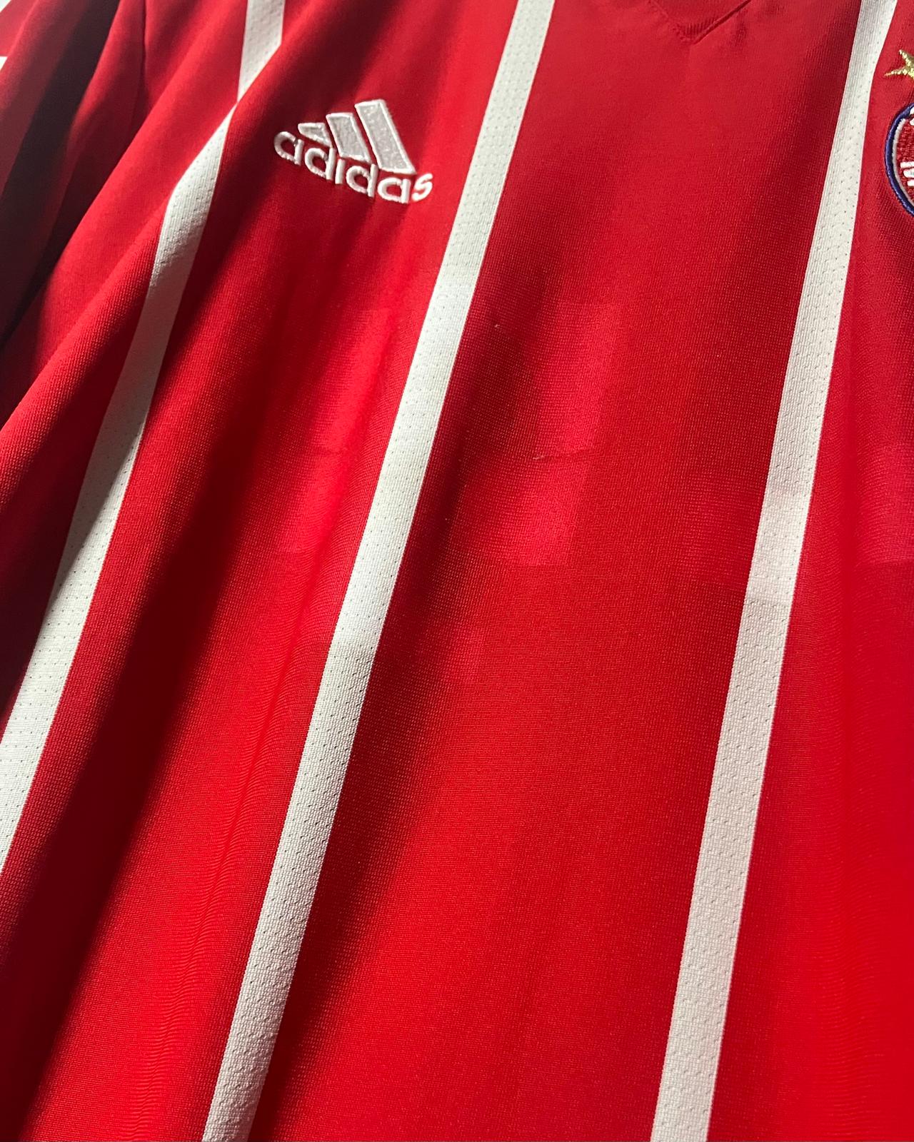 FC Bayern Munich | 2004 third jersey | Bastian Schweinsteiger | Adidas | S