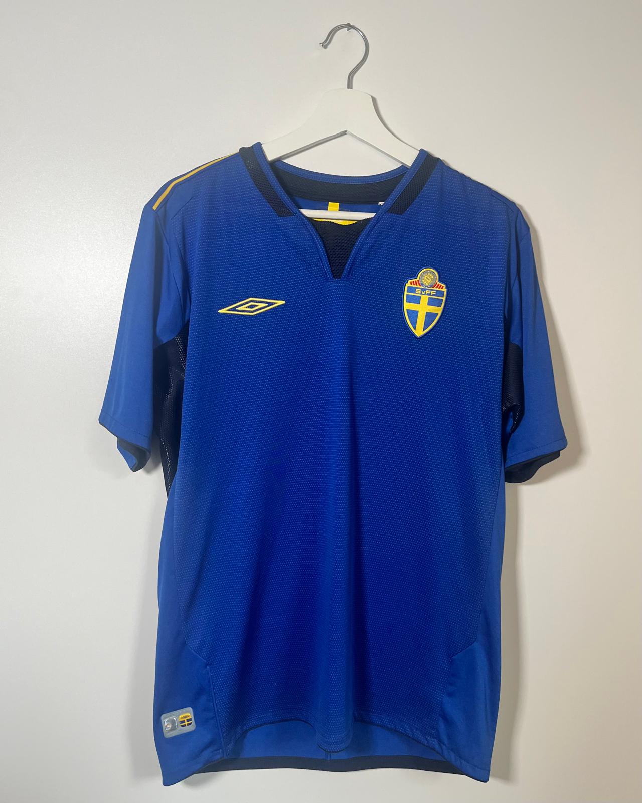 Schweden | 2005 Auswärts-Trikot | Umbro | M