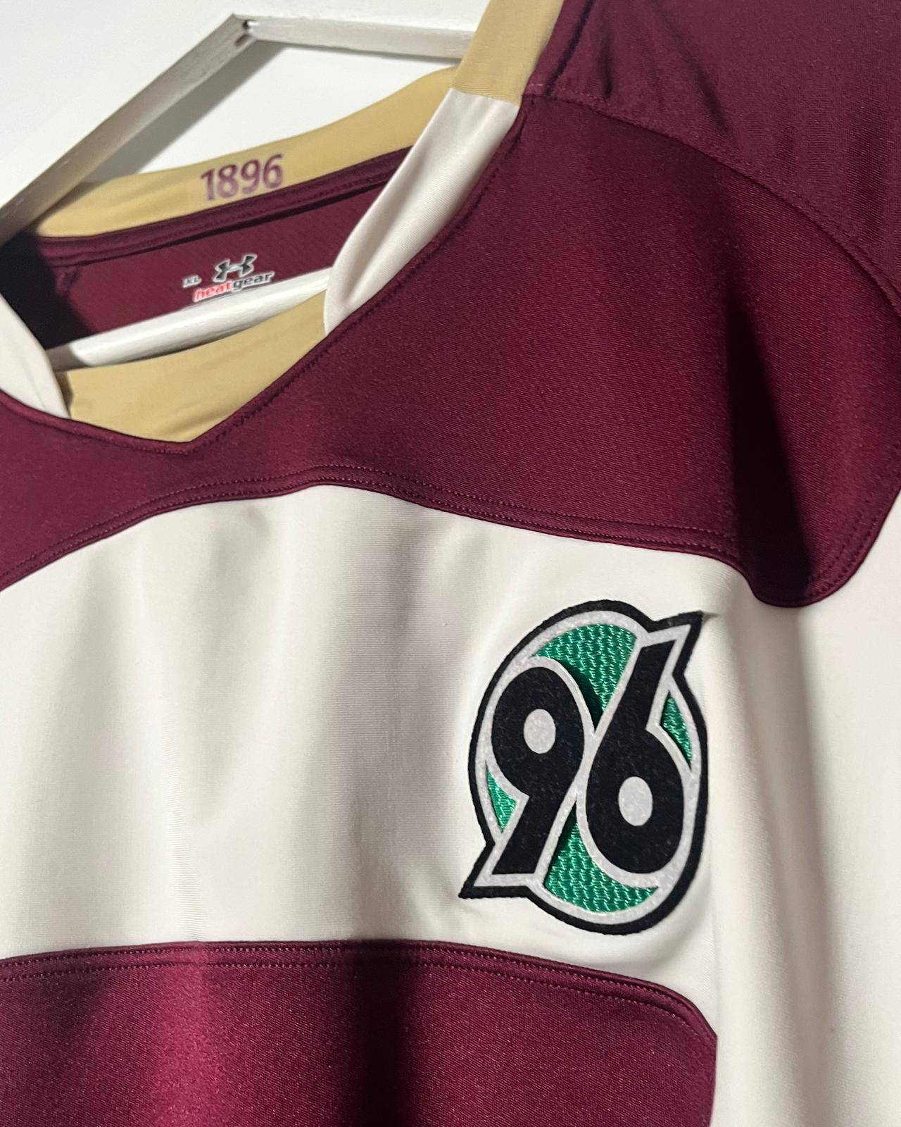 Hannover 96 | 2010 Heim-Trikot | Under Armour | XL