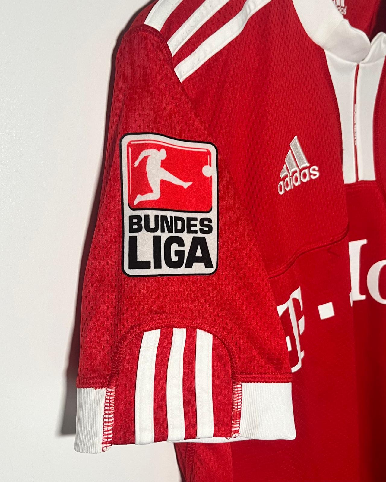 FC Bayern Munich | 2004 third jersey | Bastian Schweinsteiger | Adidas | S