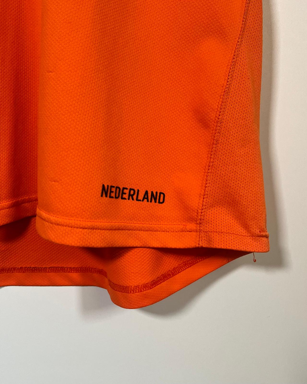 Netherlands | 2006 Home Jersey | Arjen Robben | Nike | M