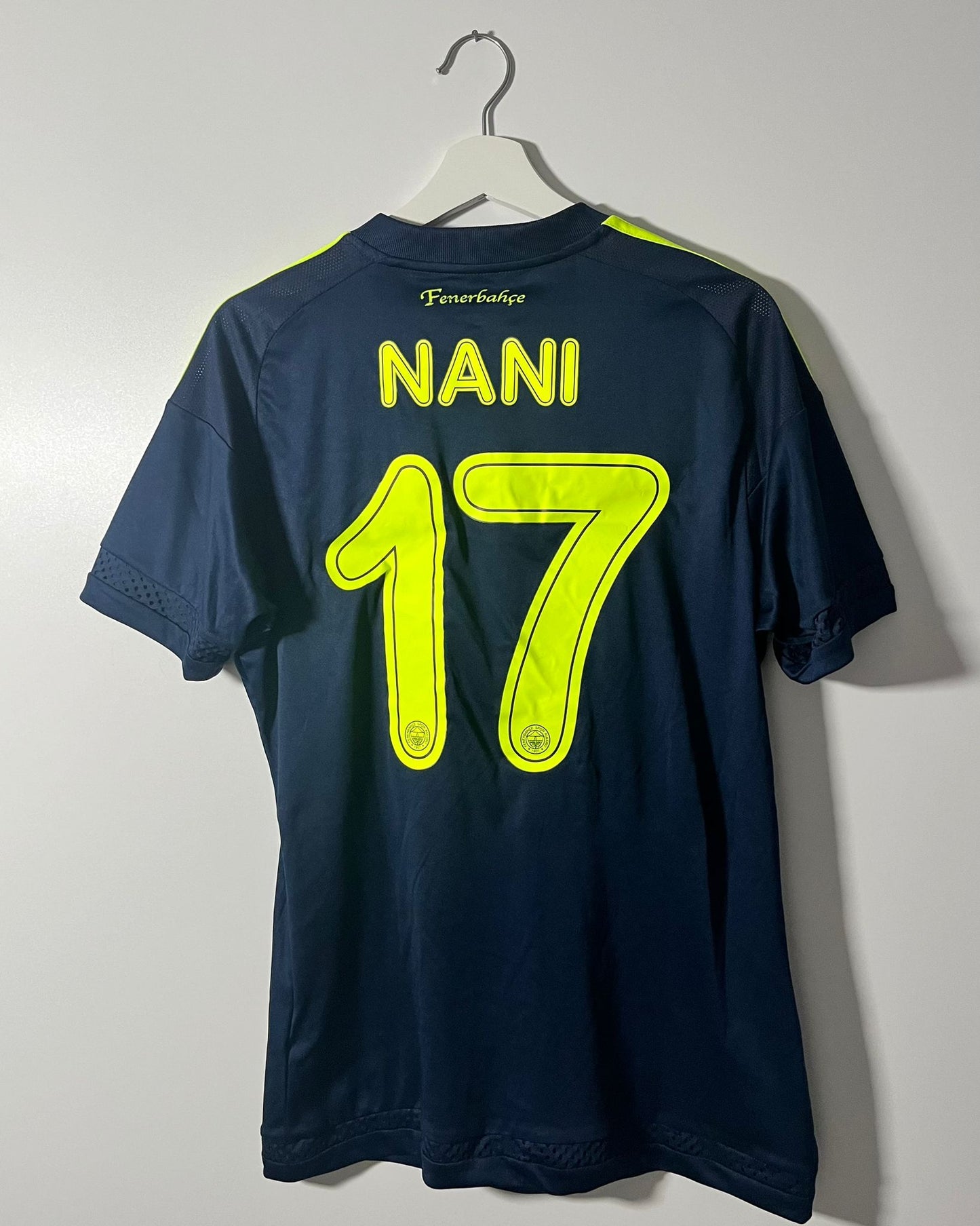 Fenerbahce Istanbul | 2015 Ausweich-Trikot | Nani | Adidas | M