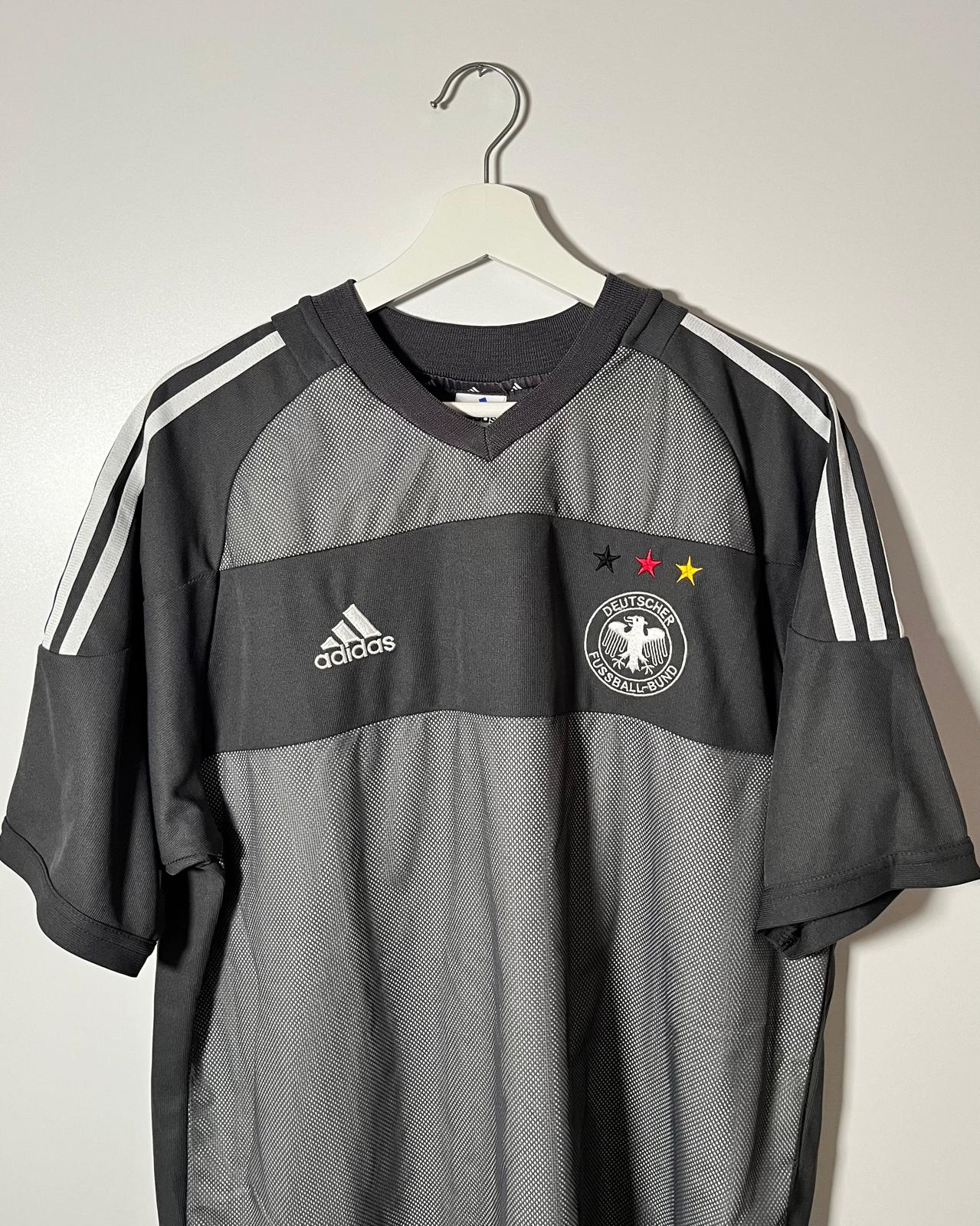 FC Bayern Munich | 2004 third jersey | Bastian Schweinsteiger | Adidas | S