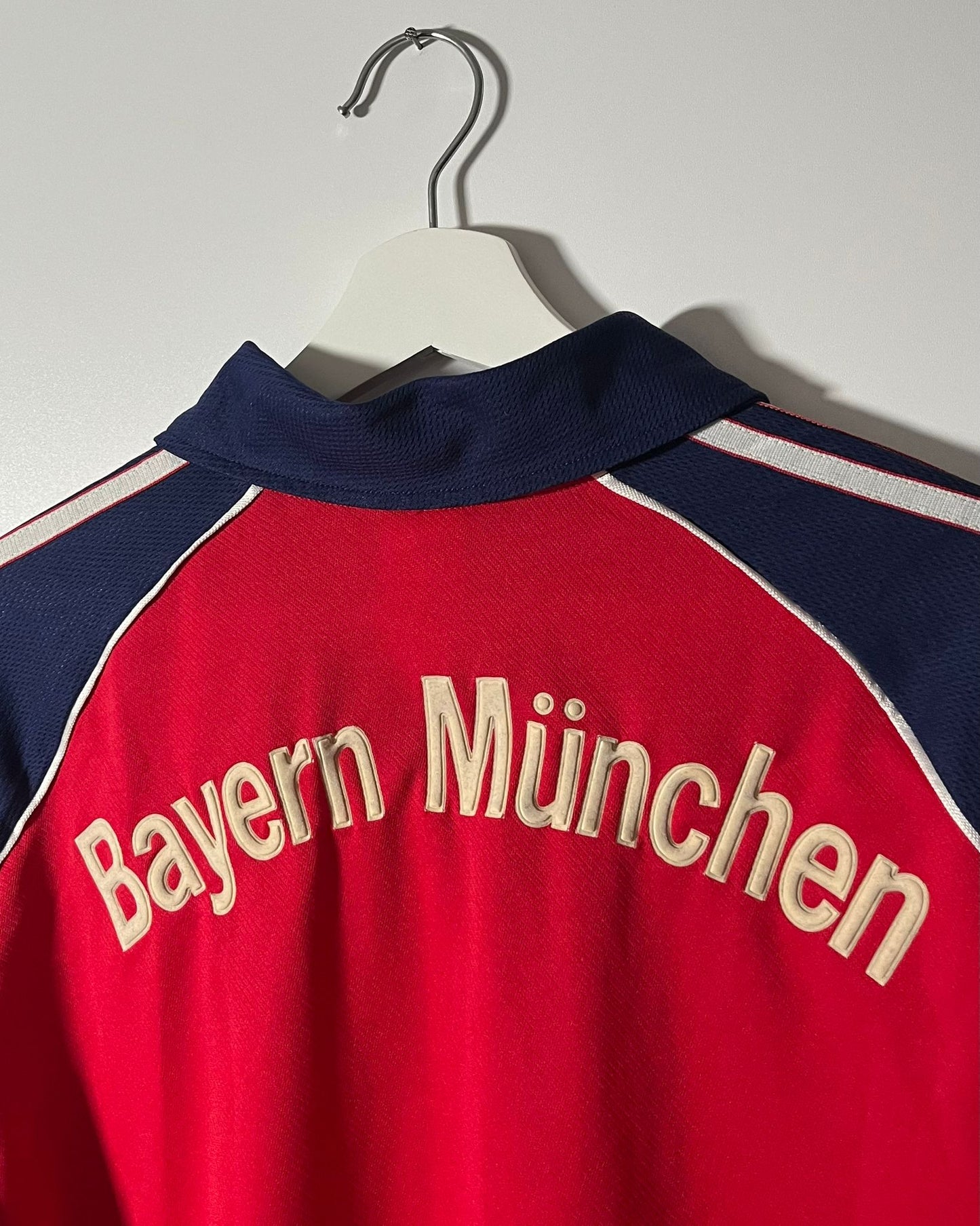 FC Bayern Munich | 2005 home jersey | Adidas | XL