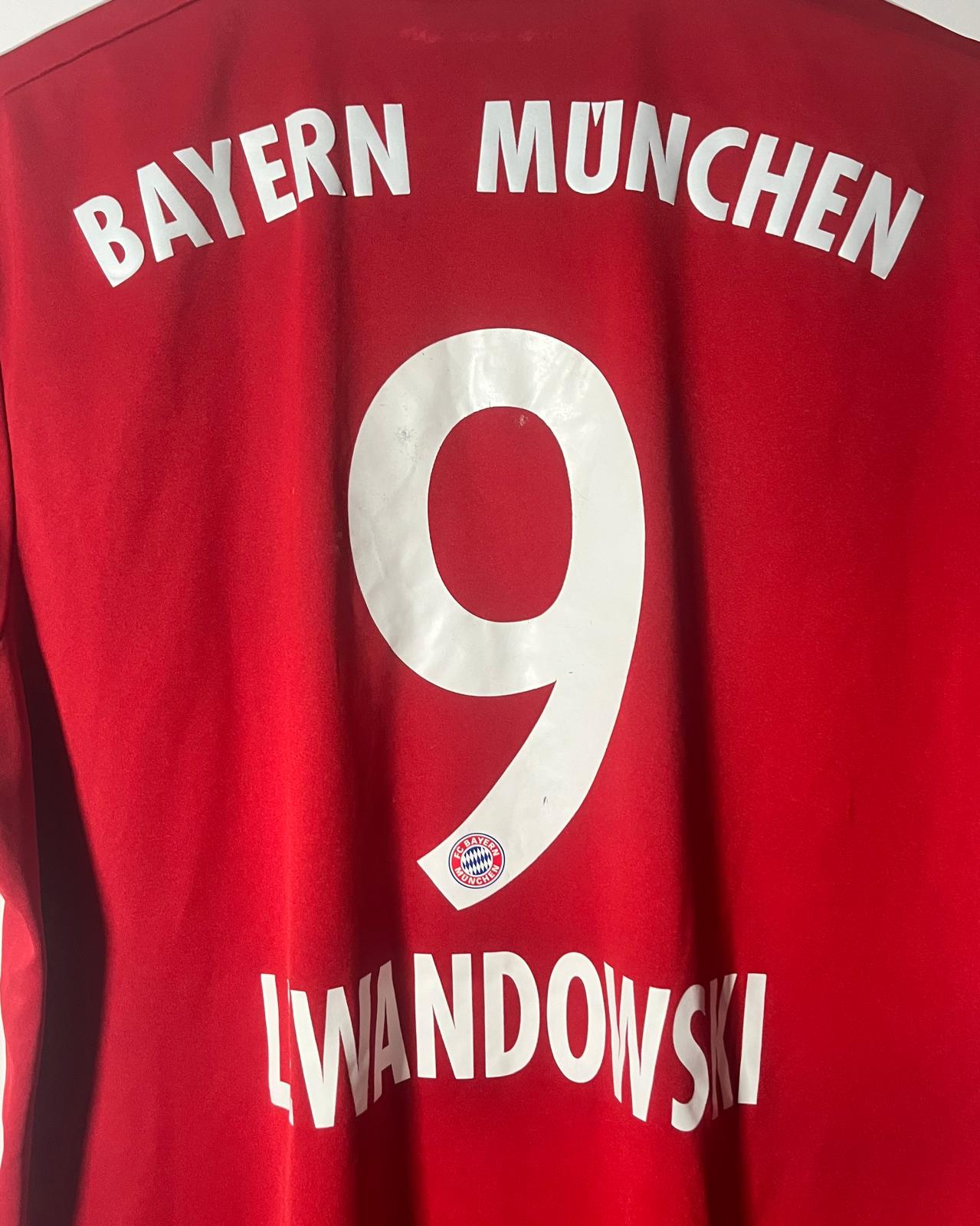 FC Bayern Munich | 2004 third jersey | Bastian Schweinsteiger | Adidas | S