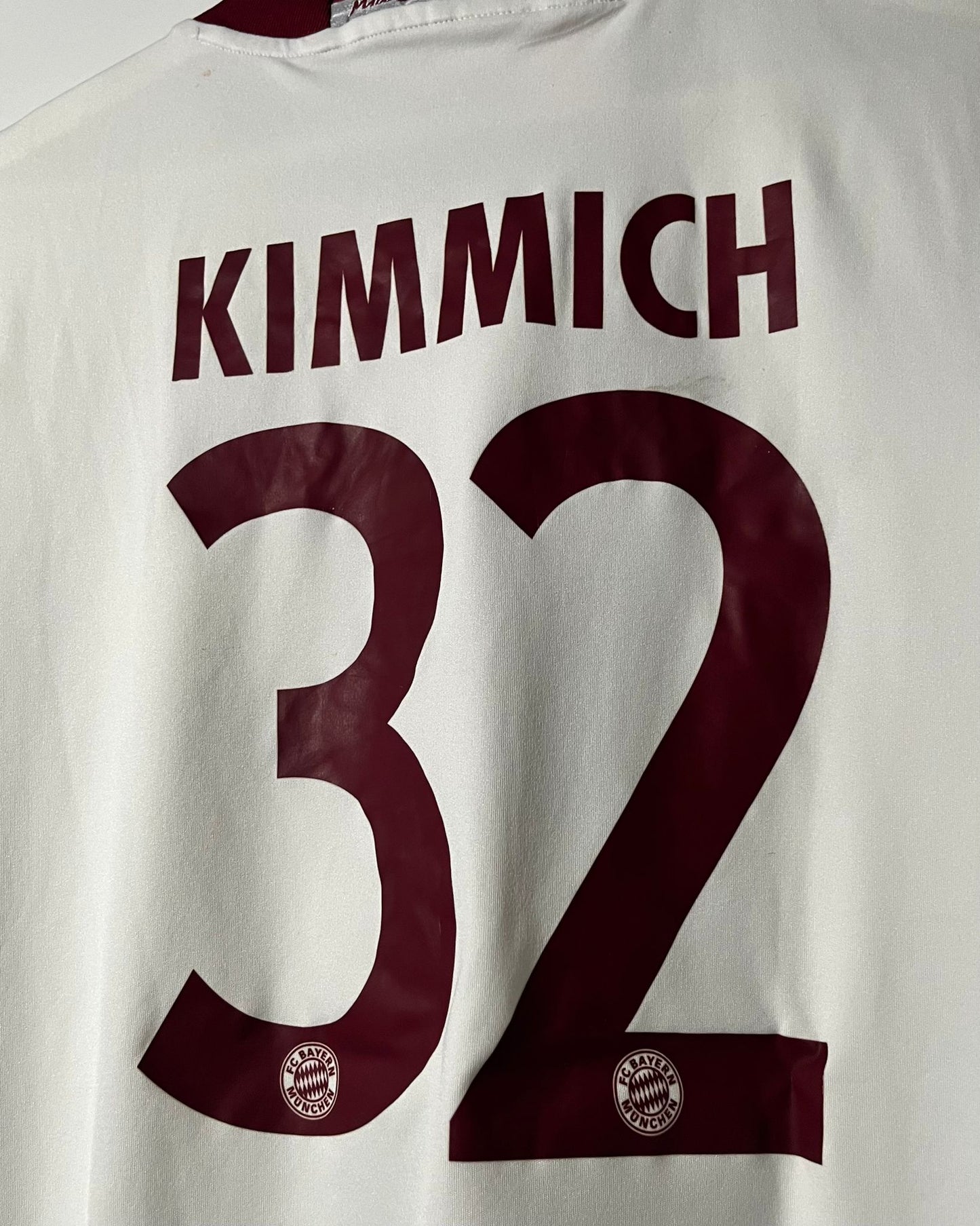FC Bayern München | 2017 Ausweich-Trikot | Adidas | Joshua Kimmich | S