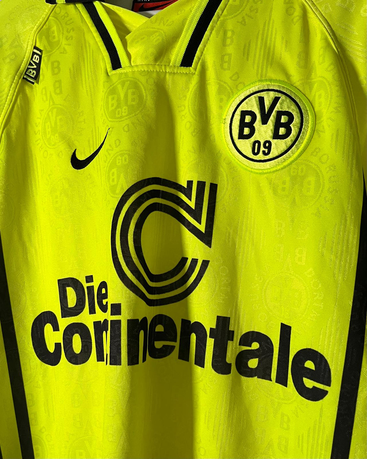 FC Bayern Munich | 2004 third jersey | Bastian Schweinsteiger | Adidas | S