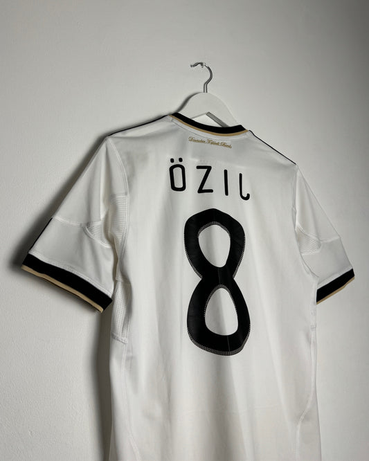 Deutschland | 2010 Heim-Trikot | Mesut Özil | Adidas | S