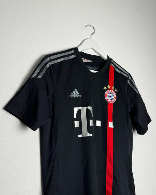 FC Bayern München | 2014 Ausweich-Trikot | Adidas | S