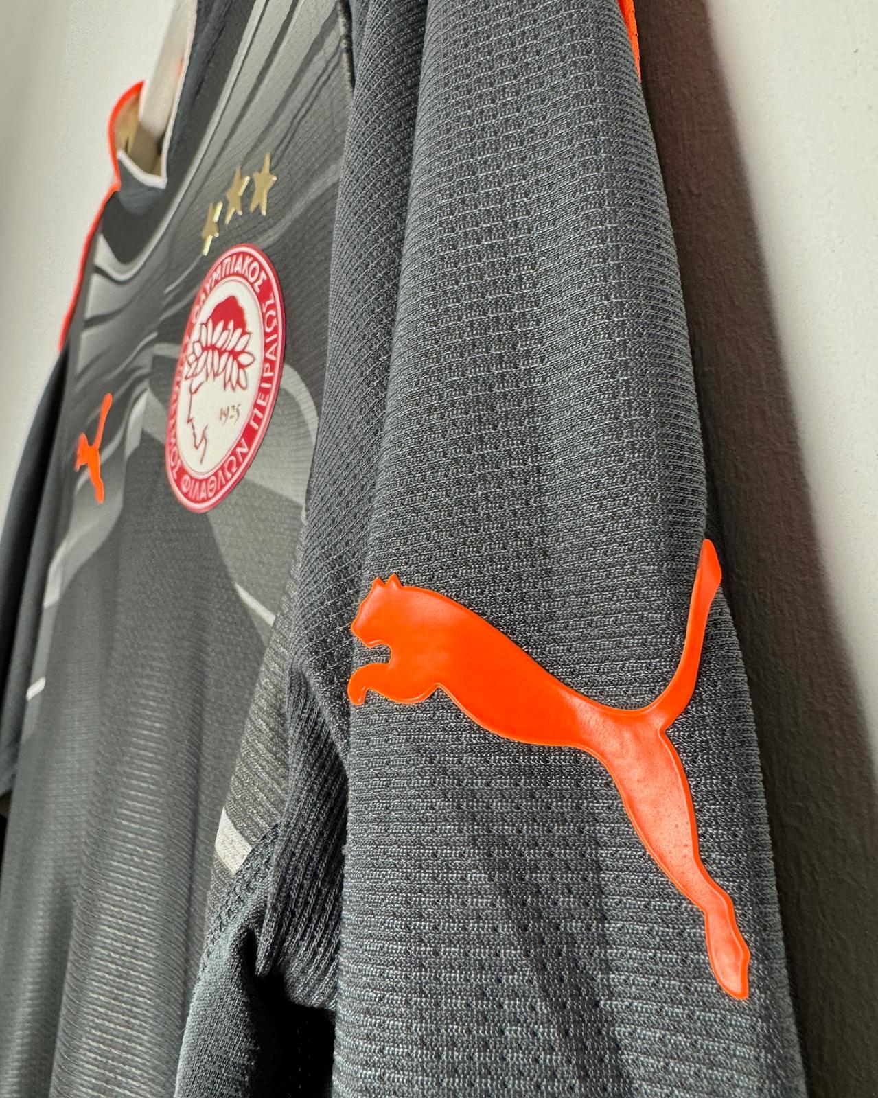 Olympiakos Piräus | 2010 Torwart Auswärts-Trikots | Puma | L