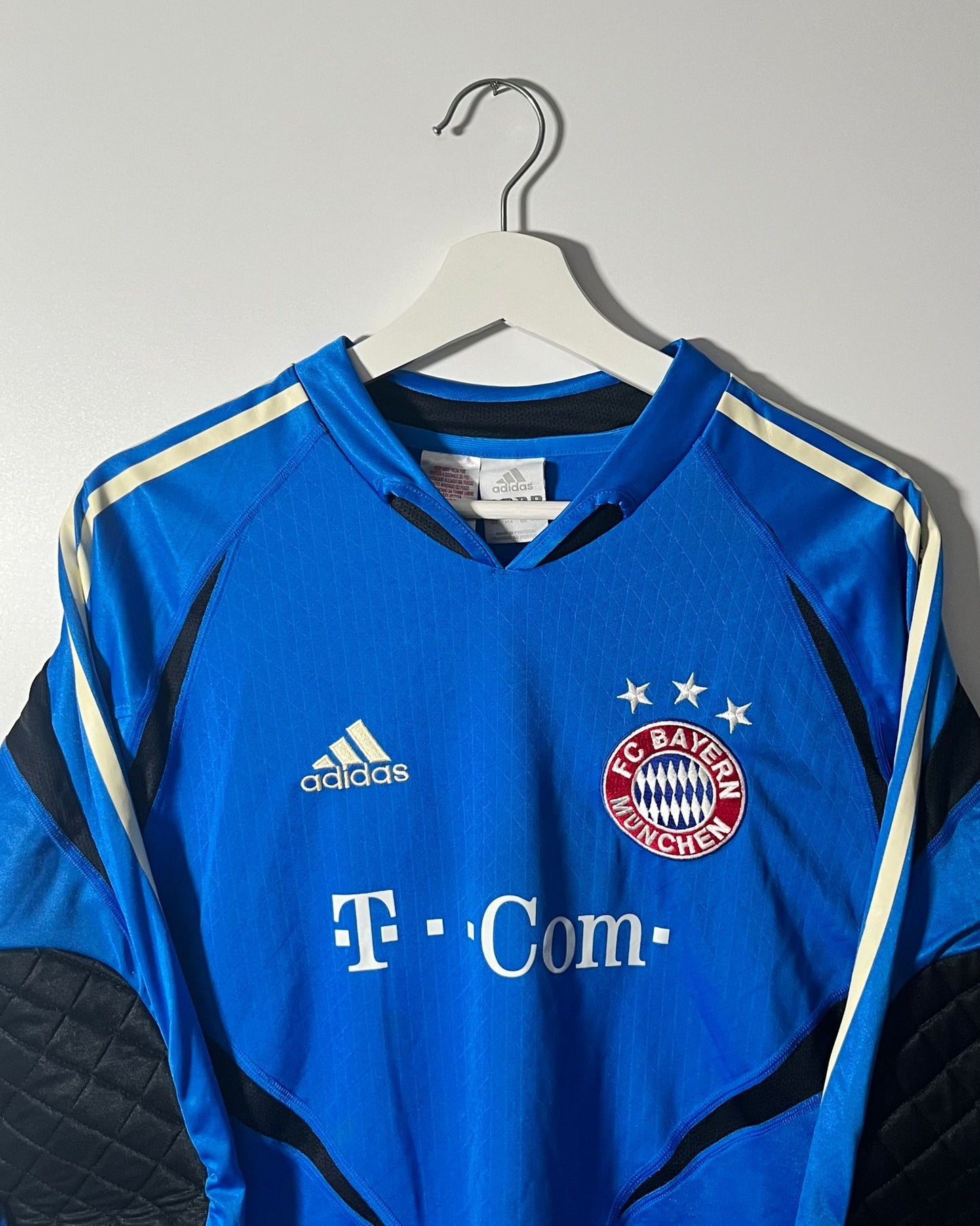 FC Bayern Munich | 2005 home jersey | Adidas | XL