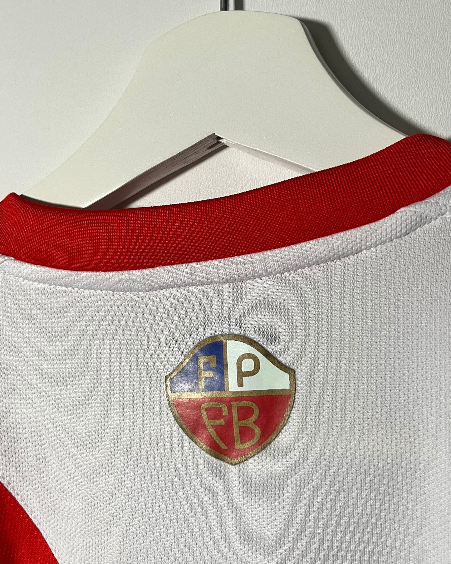 Peru | 2015 Heim-Trikot | Umbro | Paolo Guerrero | M