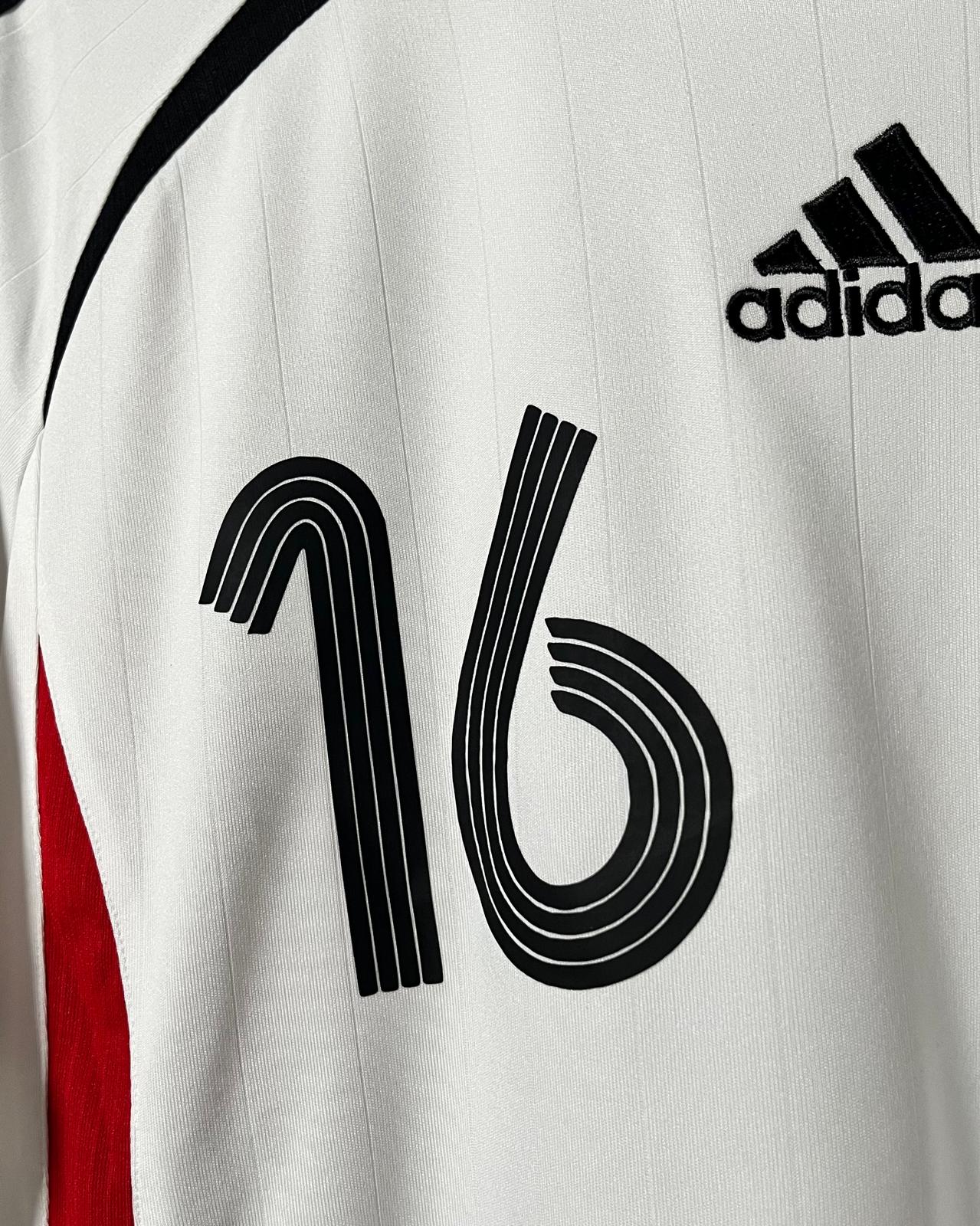 Deutschland | 2006 Heim-Trikot | Adidas | Philipp Lahm | M