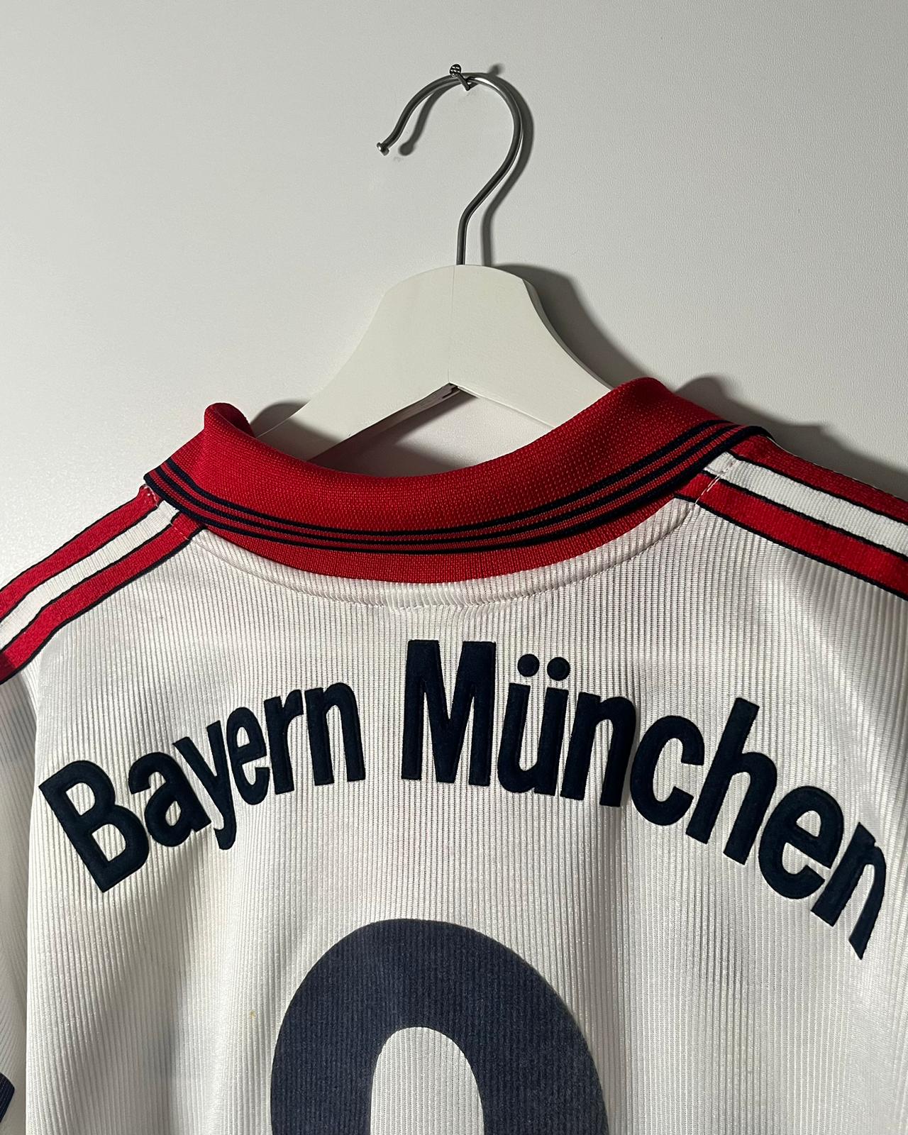 FC Bayern Munich | 2004 third jersey | Bastian Schweinsteiger | Adidas | S
