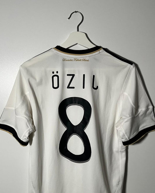 Deutschland | 2010 Heim-Trikot | Adidas | Mesut Özil | S