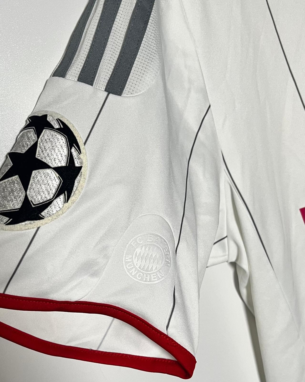 FC Bayern Munich | 2004 third jersey | Bastian Schweinsteiger | Adidas | S