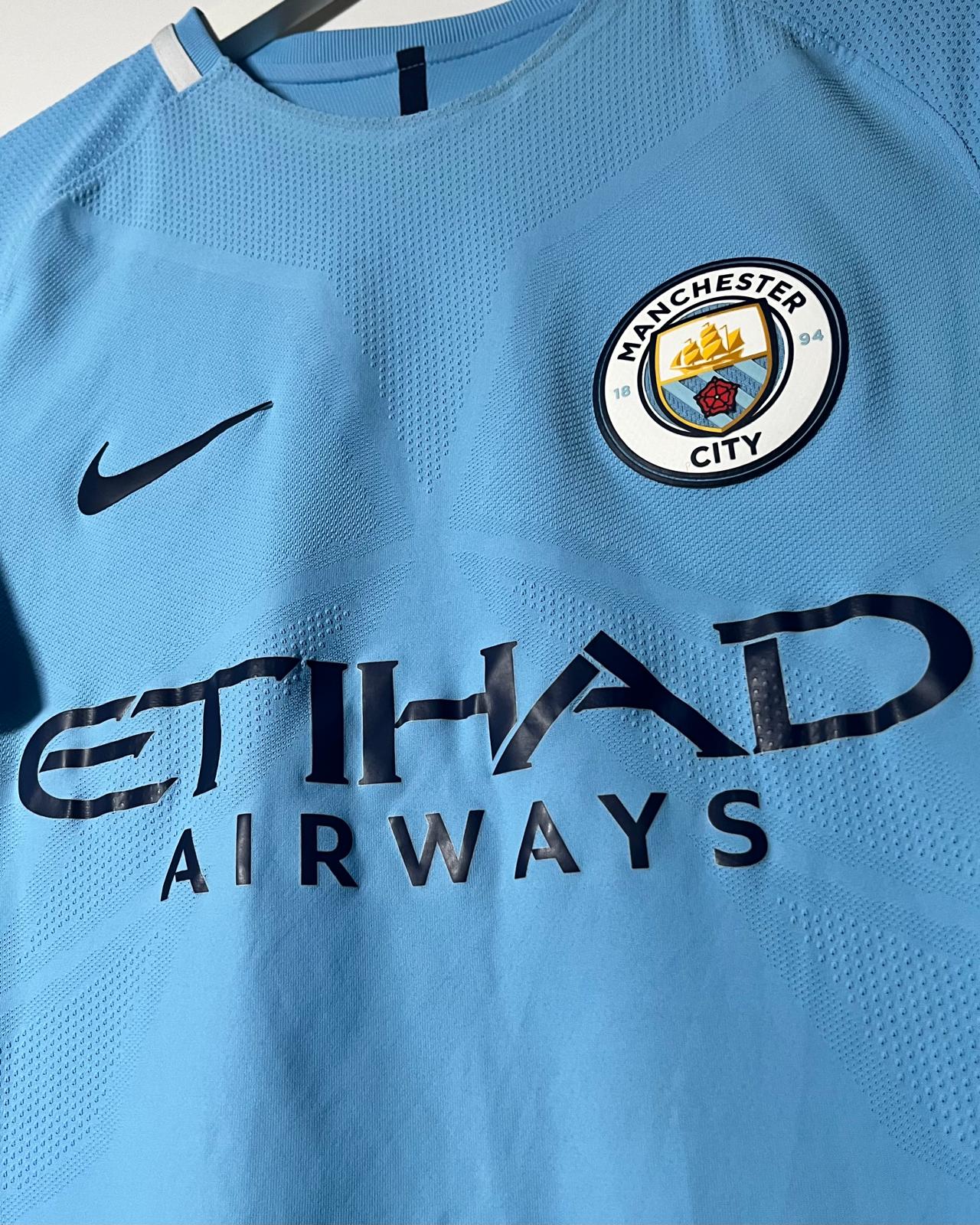 Manchester City | 2017 Heim-Trikot | Nike | Sergio Kun Agüero | S