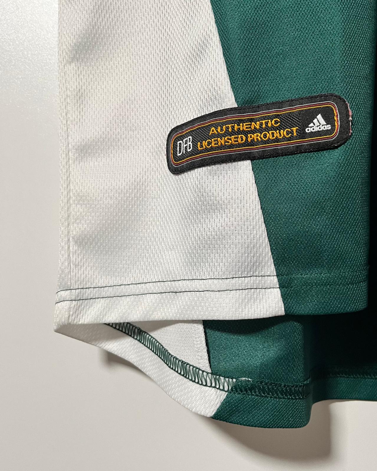 FC Bayern Munich | 2004 third jersey | Bastian Schweinsteiger | Adidas | S