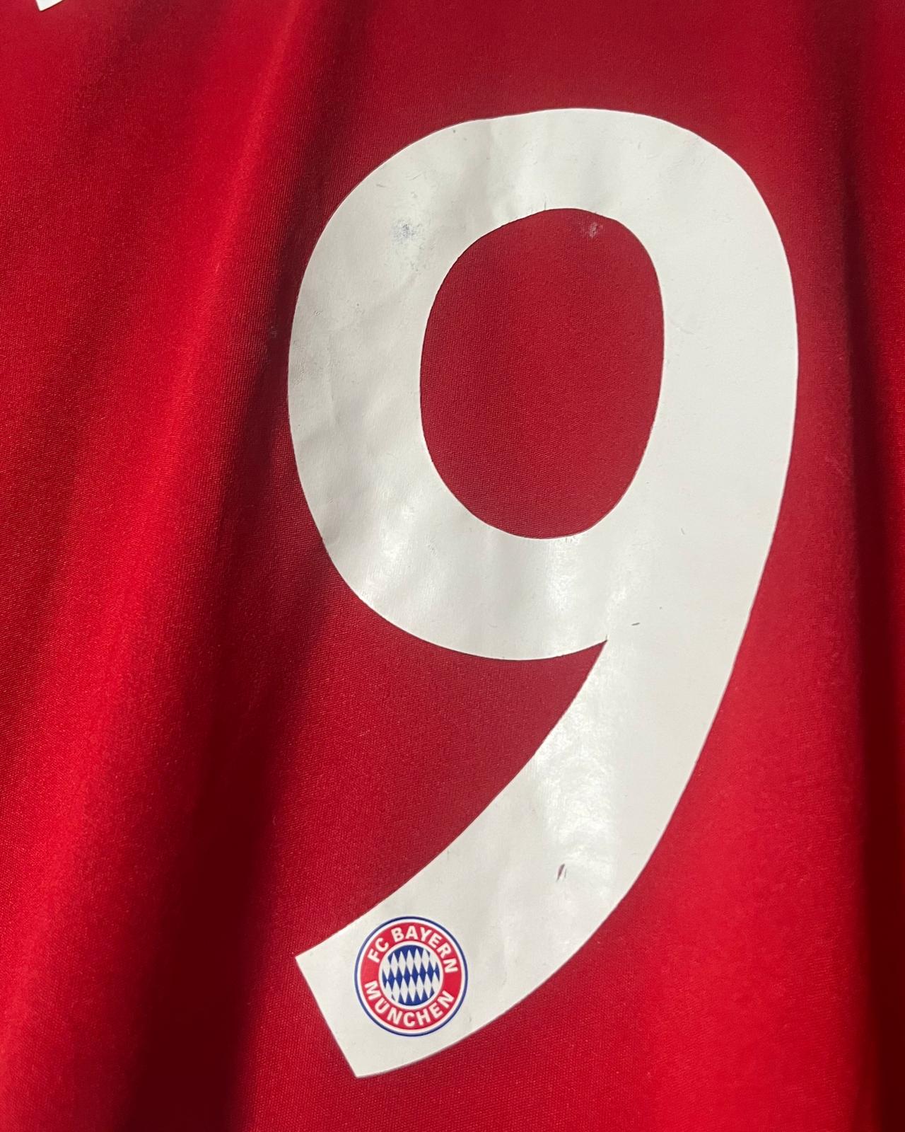 FC Bayern Munich | 2004 third jersey | Bastian Schweinsteiger | Adidas | S