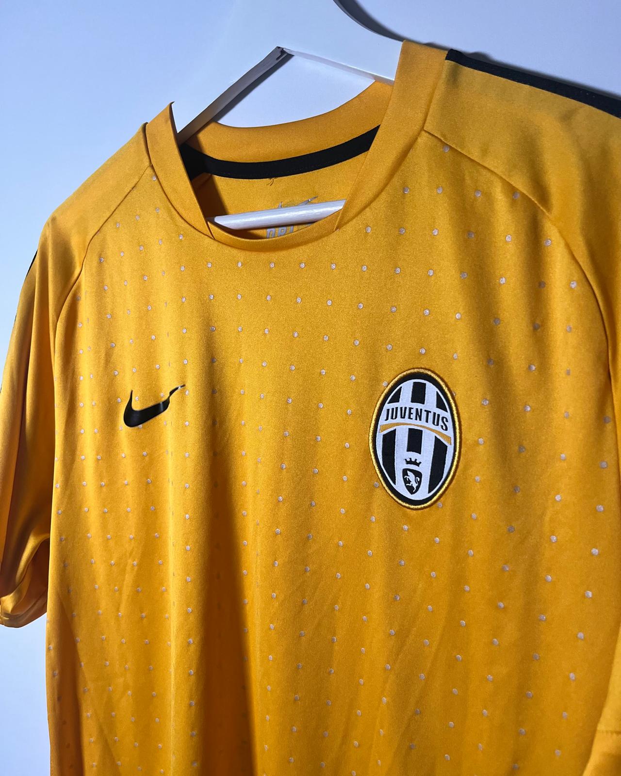 Juventus Turin | 2011 Trainings-Trikot | Nike | M