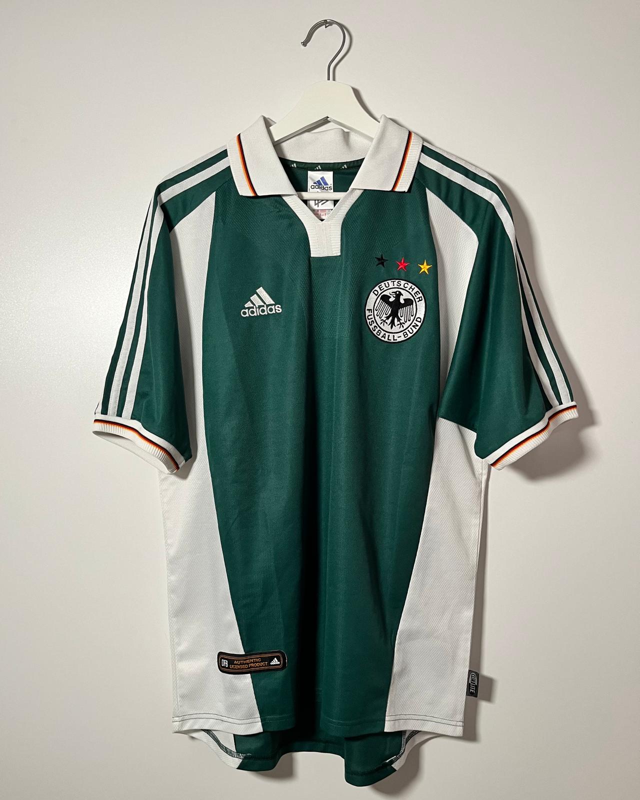 FC Bayern Munich | 2004 third jersey | Bastian Schweinsteiger | Adidas | S