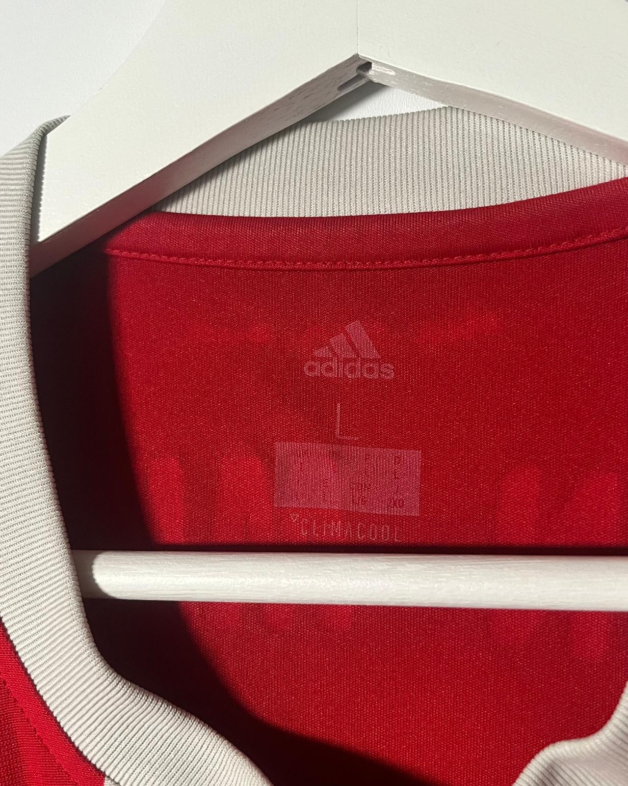 FC Bayern Munich | 2004 third jersey | Bastian Schweinsteiger | Adidas | S