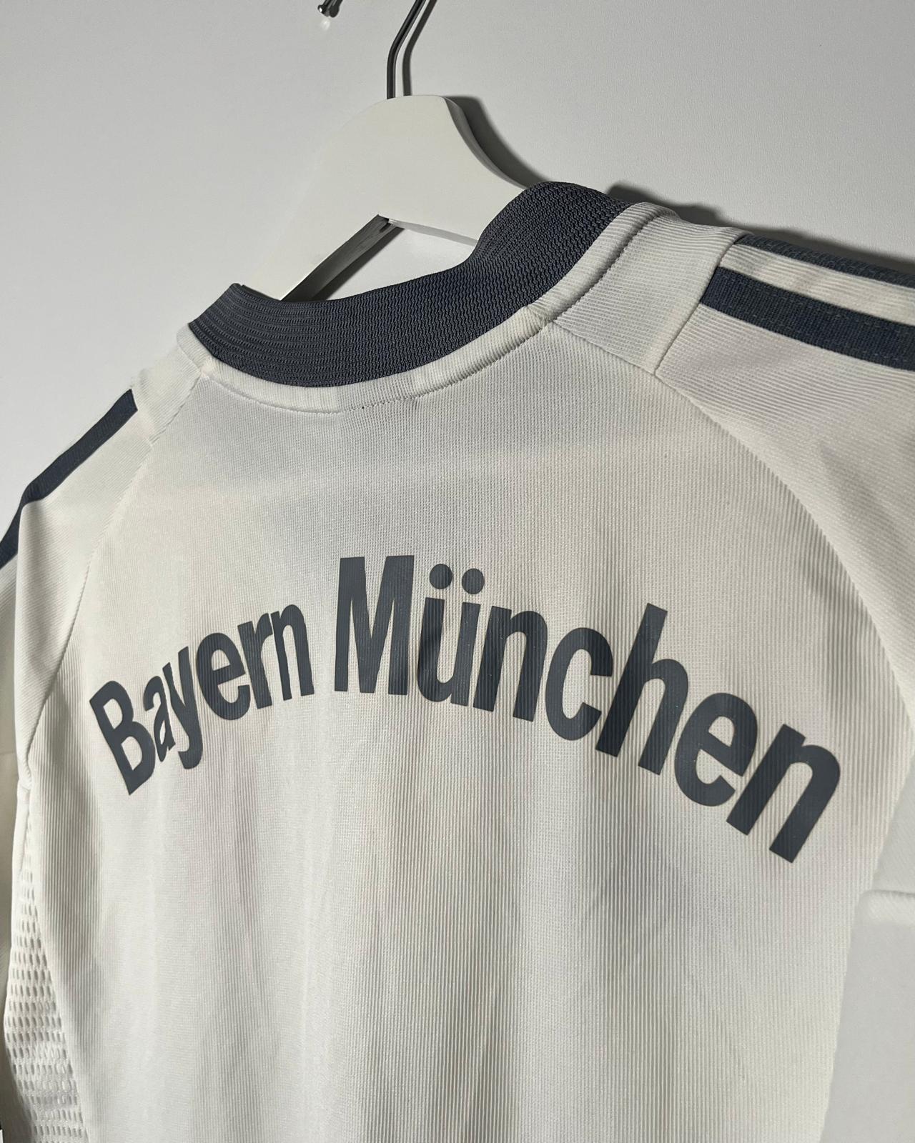 FC Bayern München | 2002 Auswärts-Trikot | Adidas | M